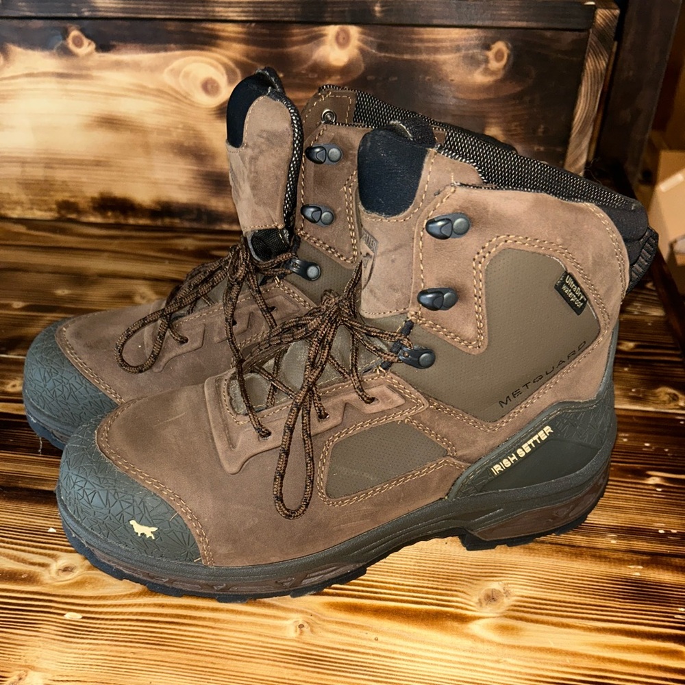 Men’s size 10.5 Irish Setter boots. Worn one time.